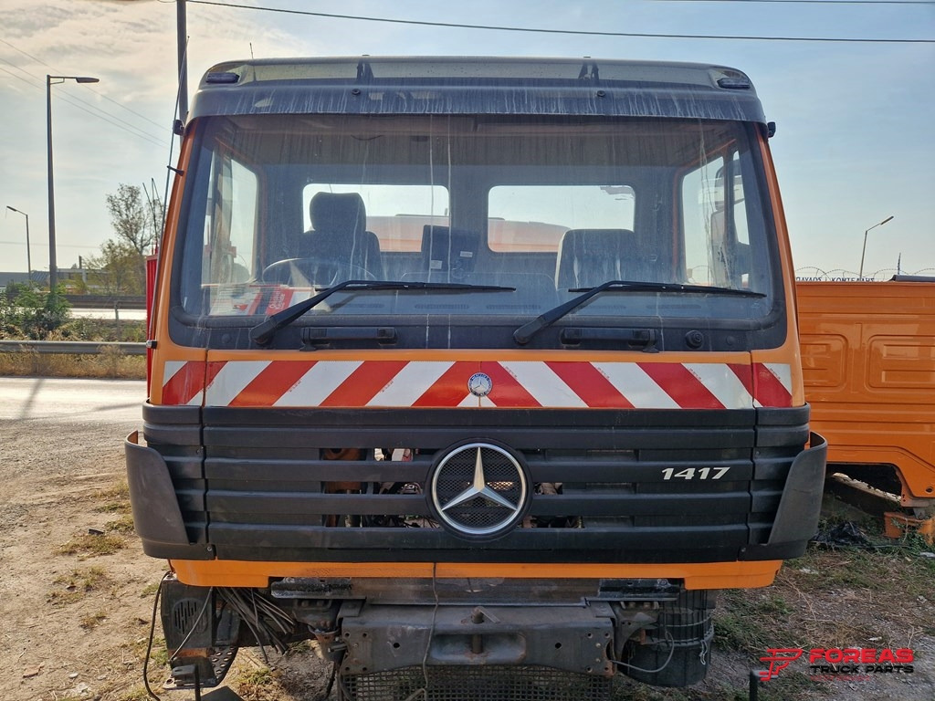 MERCEDES SK - SMALL - RIGHT HAND DRIVE - Kabiin: pilt 3 MERCEDES SK - SMALL - RIGHT HAND DRIVE - Kabiin: pilt 3