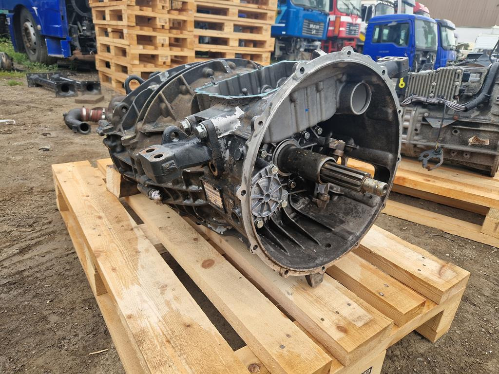 ZF ASTRONIC MID 12AS 1210 TO - Käigukast - Veoauto: pilt 1 ZF ASTRONIC MID 12AS 1210 TO - Käigukast - Veoauto: pilt 1