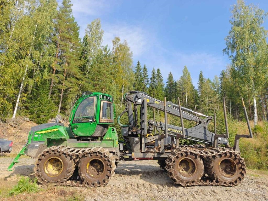 John Deere 1010 G - Forwarder: pilt 2 John Deere 1010 G - Forwarder: pilt 2