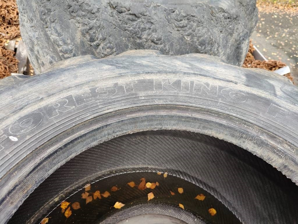 Nokian 800/40-26,5 - Rehv - Metsandusseadmed: pilt 4 Nokian 800/40-26,5 - Rehv - Metsandusseadmed: pilt 4