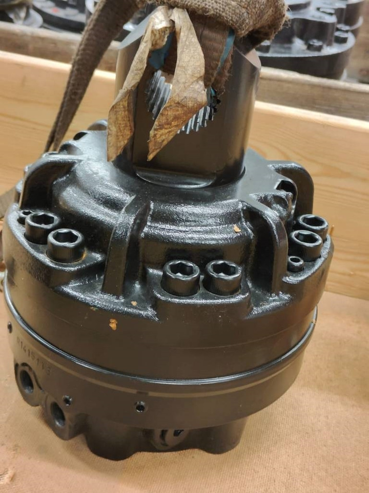 Spare parts Valve blocks, hydraulic motors, cylind - Hüdraulika - Metsandusseadmed: pilt 5 Spare parts Valve blocks, hydraulic motors, cylind - Hüdraulika - Metsandusseadmed: pilt 5