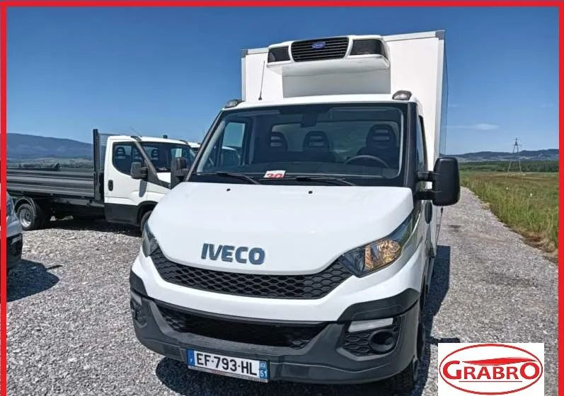 Iveco 35C13, 35C12, 35C14, 35C15 - Tarbesõiduk külmik: pilt 1 Iveco 35C13, 35C12, 35C14, 35C15 - Tarbesõiduk külmik: pilt 1