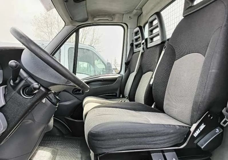 Iveco 35C13, 35C12, 35C14, 35C15 - Tarbesõiduk kallur: pilt 3 Iveco 35C13, 35C12, 35C14, 35C15 - Tarbesõiduk kallur: pilt 3