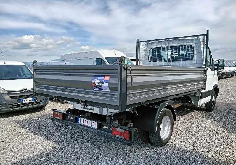 Iveco 35C13, 35C12, 35C14, 35C15 - Tarbesõiduk kallur: pilt 4 Iveco 35C13, 35C12, 35C14, 35C15 - Tarbesõiduk kallur: pilt 4