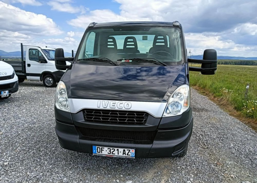 Iveco 35C13, 35C12, 35C14, 35C15 - Kabiinišassiiga veoauto: pilt 2 Iveco 35C13, 35C12, 35C14, 35C15 - Kabiinišassiiga veoauto: pilt 2