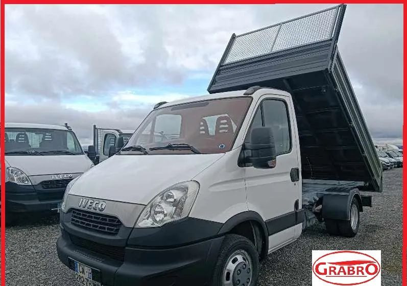 Iveco 35C13, 35C12 - Tarbesõiduk kallur: pilt 1 Iveco 35C13, 35C12 - Tarbesõiduk kallur: pilt 1
