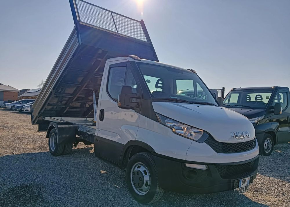 Iveco 35C15, 35C14, 35C13, 35C12 - Tarbesõiduk kallur: pilt 4 Iveco 35C15, 35C14, 35C13, 35C12 - Tarbesõiduk kallur: pilt 4