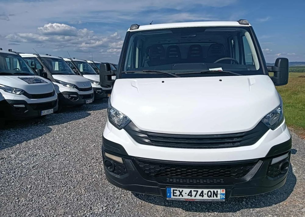 Iveco DAILY 35C14, 35C13, 35C12 - Meeskonnaauto: pilt 5 Iveco DAILY 35C14, 35C13, 35C12 - Meeskonnaauto: pilt 5