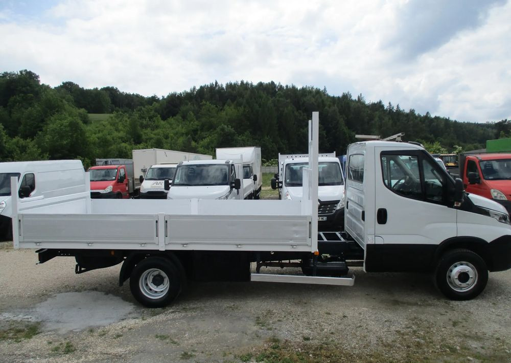 Iveco Daily 3.0 na bliźniaku 70C18 skrzynia, laweta, rama, HDS, 70-180 kiper - Madelveok/ Platvormveok: pilt 3 Iveco Daily 3.0 na bliźniaku 70C18 skrzynia, laweta, rama, HDS, 70-180 kiper - Madelveok/ Platvormveok: pilt 3