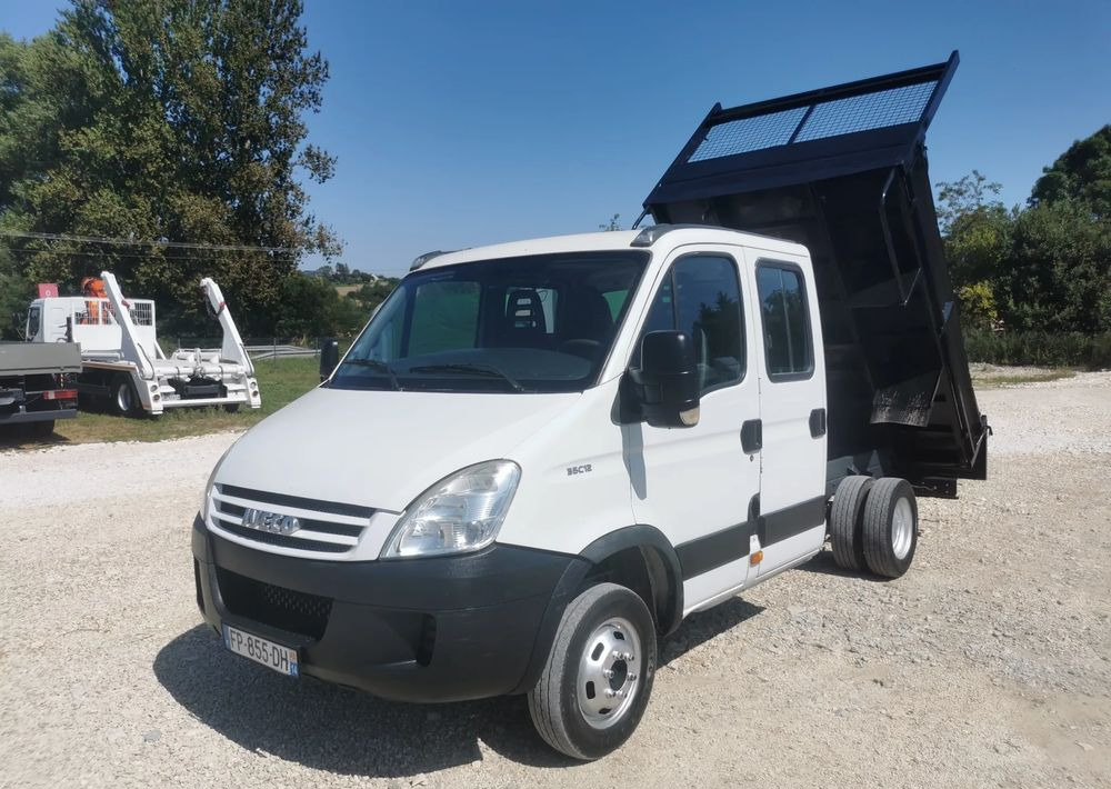 Iveco Daily 35C12 Brygadówka wywrotka Dubel hak kiper doka 35C13 - Tarbesõiduk kallur: pilt 1 Iveco Daily 35C12 Brygadówka wywrotka Dubel hak kiper doka 35C13 - Tarbesõiduk kallur: pilt 1