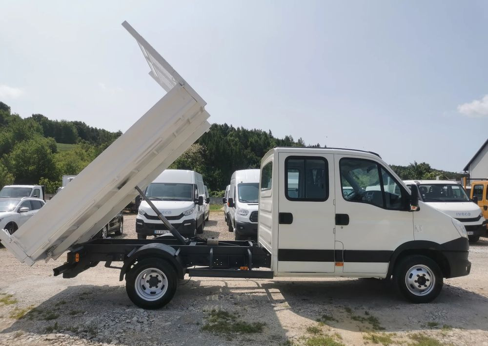 Iveco Daily 35C13 Kiper brygadówka 7-os wywrotka 130KM klimatyzacja Hak doka - Tarbesõiduk kallur: pilt 5 Iveco Daily 35C13 Kiper brygadówka 7-os wywrotka 130KM klimatyzacja Hak doka - Tarbesõiduk kallur: pilt 5