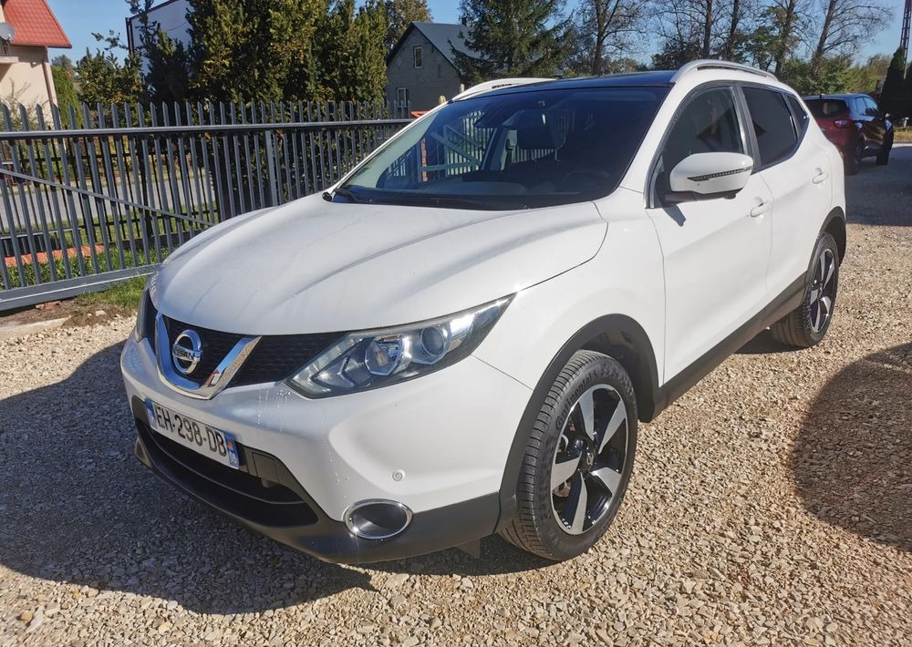 Nissan Qashqai 1.2 DIG-T N-Connecta EU6 - Maastur: pilt 1 Nissan Qashqai 1.2 DIG-T N-Connecta EU6 - Maastur: pilt 1
