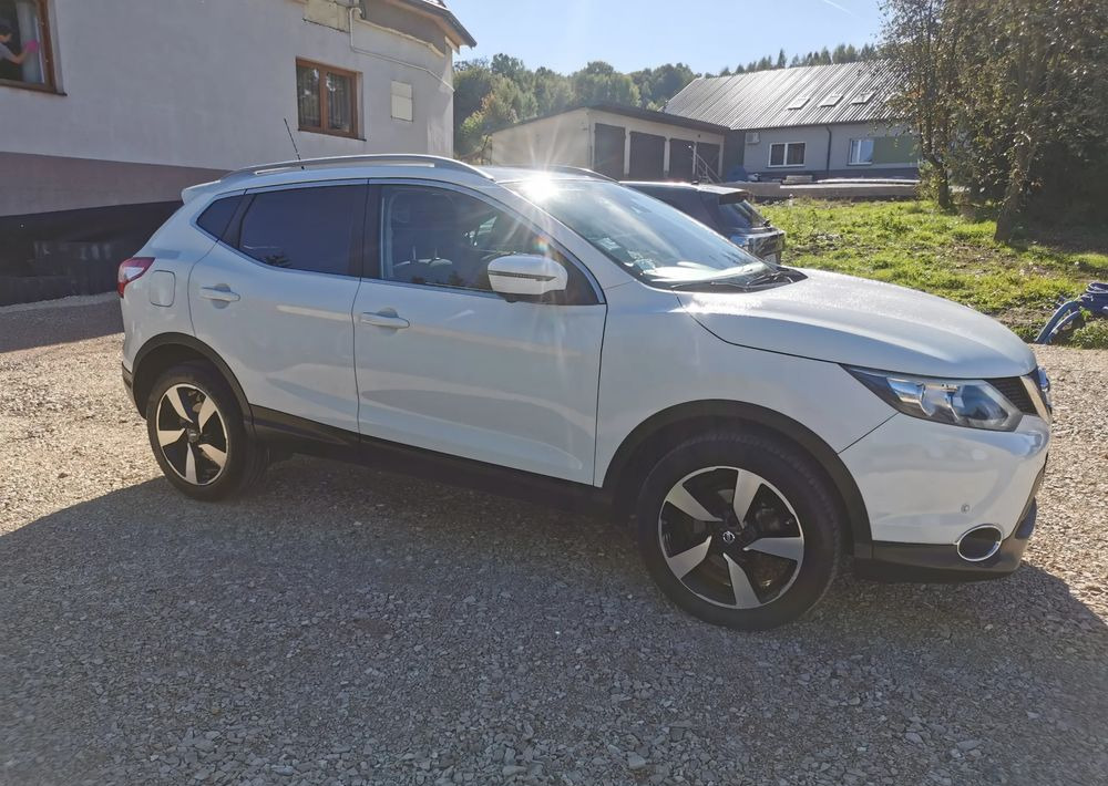 Nissan Qashqai 1.2 DIG-T N-Connecta EU6 - Maastur: pilt 3 Nissan Qashqai 1.2 DIG-T N-Connecta EU6 - Maastur: pilt 3