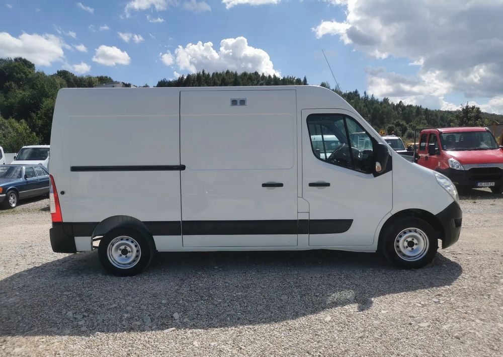 Renault Master L2H2 ładny 2.3dCi-135KM 6-biegów Kamera cofania Klimatyzacja - Kaubik: pilt 4 Renault Master L2H2 ładny 2.3dCi-135KM 6-biegów Kamera cofania Klimatyzacja - Kaubik: pilt 4