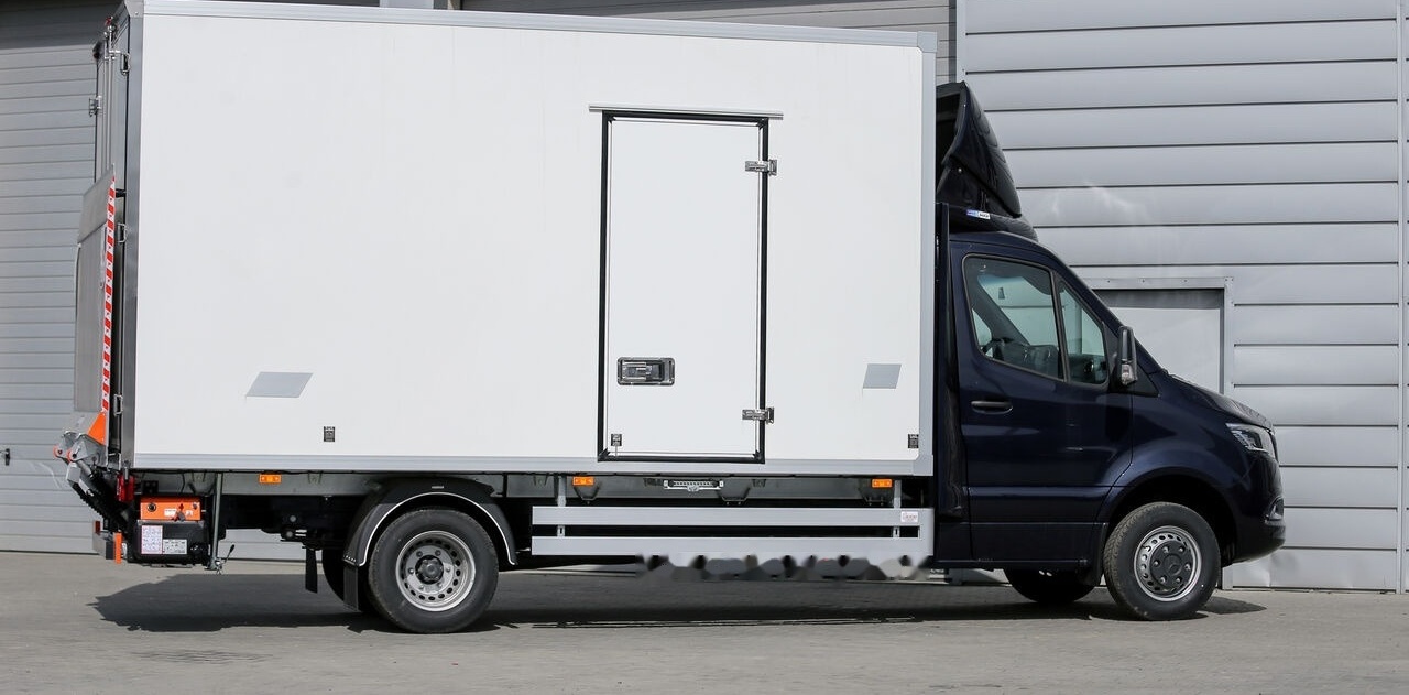 Mercedes-Benz Sprinter 319 - Tarbesõiduk furgoon: pilt 2 Mercedes-Benz Sprinter 319 - Tarbesõiduk furgoon: pilt 2