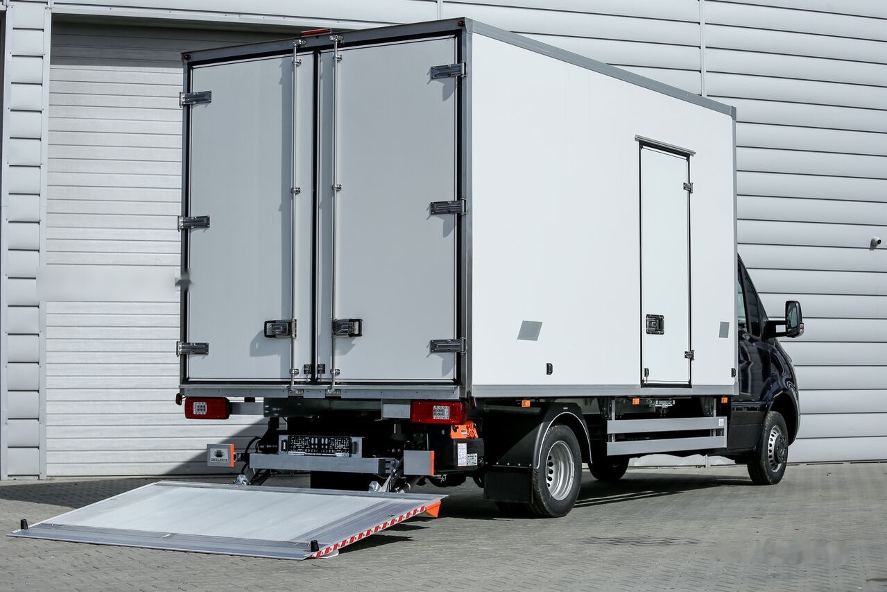 Mercedes-Benz Sprinter 319 - Tarbesõiduk furgoon: pilt 3 Mercedes-Benz Sprinter 319 - Tarbesõiduk furgoon: pilt 3