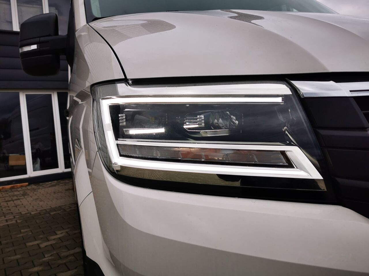 Volkswagen Crafter 2,0 l 177 KM, długość pojazdu 6836 mm liising Volkswagen Crafter 2,0 l 177 KM, długość pojazdu 6836 mm: pilt 8