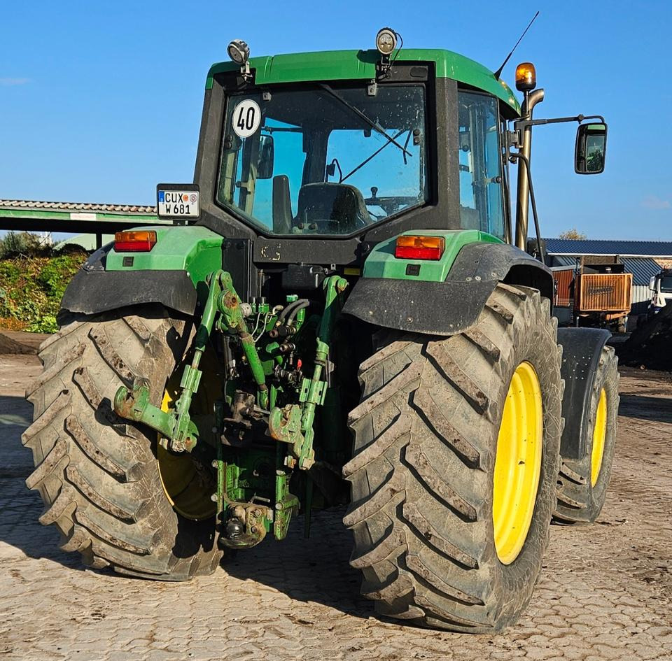 John Deere 6810 | Stoll Robust 30 HDP FL | FH | 8.070 Std. - Traktor: pilt 3 John Deere 6810 | Stoll Robust 30 HDP FL | FH | 8.070 Std. - Traktor: pilt 3