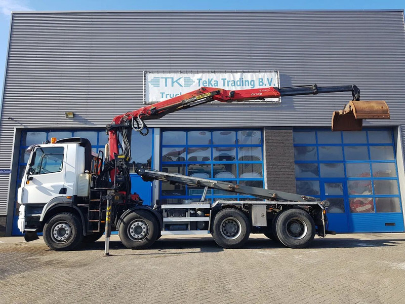 Ginaf X 4241 S 8x4 NCH Z-Crane Epsilon Palfinger Q170Z88 - Veoauto - kaablisüsteem, Kraanaga veoauto: pilt 2 Ginaf X 4241 S 8x4 NCH Z-Crane Epsilon Palfinger Q170Z88 - Veoauto - kaablisüsteem, Kraanaga veoauto: pilt 2
