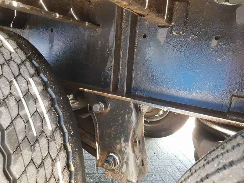 Platvorm/ Madelpoolhaagis Pacton T3-001 Twistlocks Very good tires: pilt 19