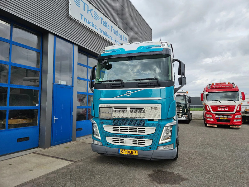 Volvo FH 460 ADR EX/II, EX/III, FL and AT. I-Parc Cool Alcoa - Sadulveok: pilt 2 Volvo FH 460 ADR EX/II, EX/III, FL and AT. I-Parc Cool Alcoa - Sadulveok: pilt 2