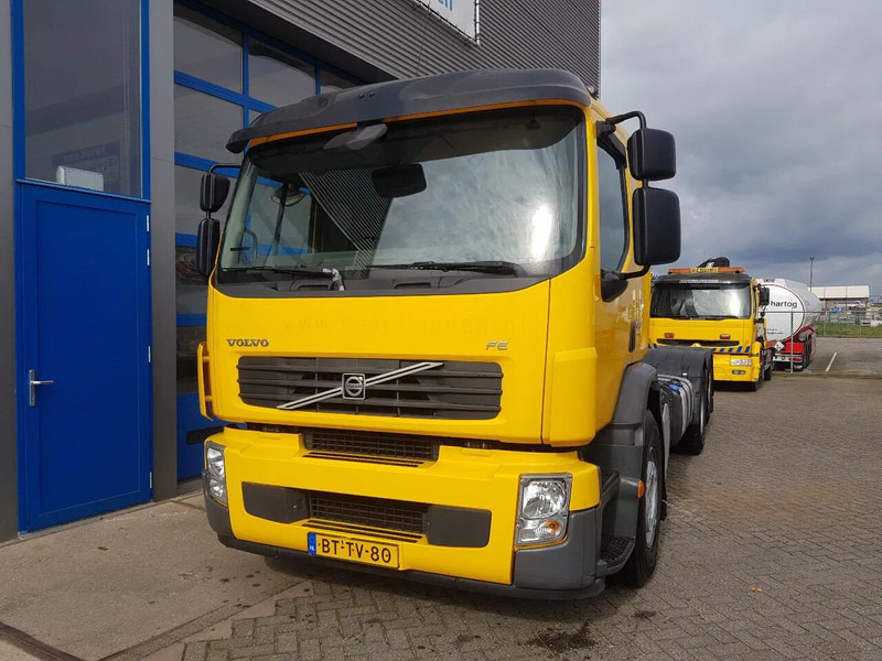 Volvo FE 320 6x2 Euro 5 290.000 km Retarder TÜV - Kabiinišassiiga veoauto: pilt 2 Volvo FE 320 6x2 Euro 5 290.000 km Retarder TÜV - Kabiinišassiiga veoauto: pilt 2