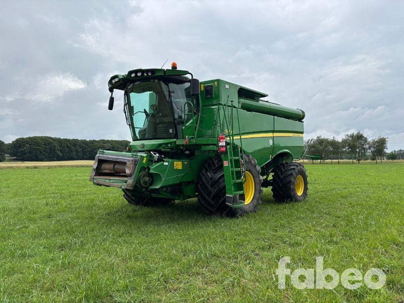 John Deere S690i - Kombain: pilt 1 John Deere S690i - Kombain: pilt 1