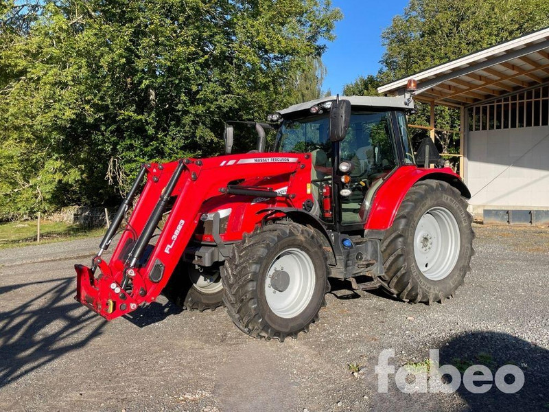 Massey Ferguson 5713 S - Traktor: pilt 1 Massey Ferguson 5713 S - Traktor: pilt 1