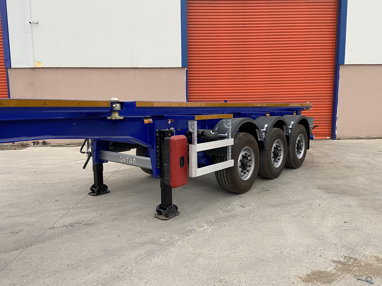 OKTAR CONTAINER TIPPER TRAILER ADR 2025 - Konteinerveduk/ Tõstukiga poolhaagis: pilt 5 OKTAR CONTAINER TIPPER TRAILER ADR 2025 - Konteinerveduk/ Tõstukiga poolhaagis: pilt 5