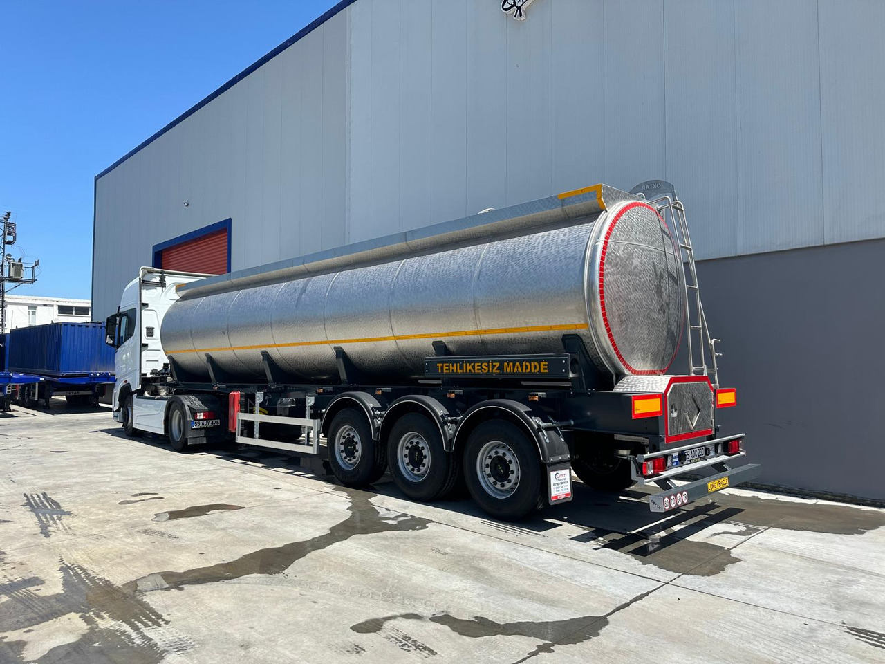 OKTAR TRAILER 2025 - Tsistern poolhaagis: pilt 2 OKTAR TRAILER 2025 - Tsistern poolhaagis: pilt 2