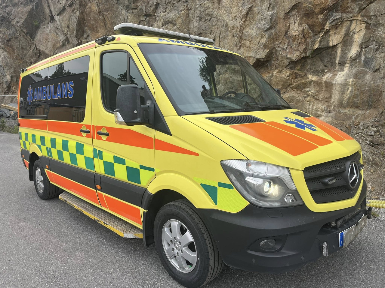 MERCEDES-BENZ Sprinter 319 - AMBULANCE - Kiirabiauto: pilt 5 MERCEDES-BENZ Sprinter 319 - AMBULANCE - Kiirabiauto: pilt 5