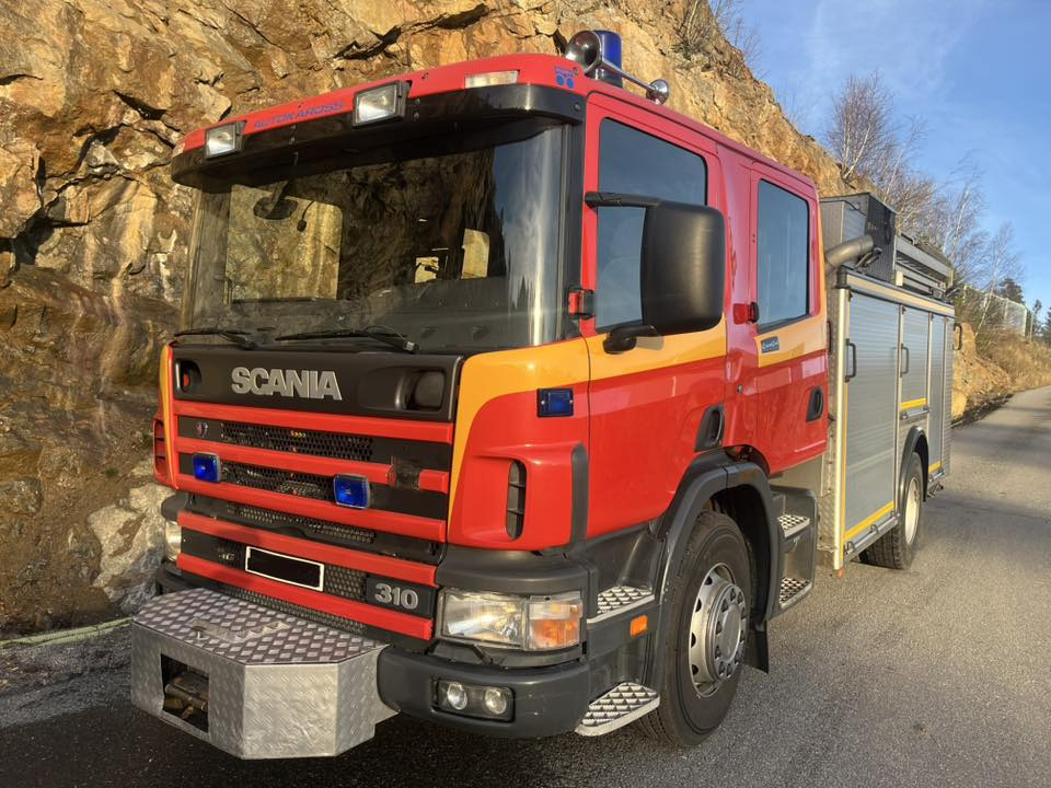SCANIA P94GB 4x2 NZ310 - Fire engine - RESERVERAD !! - Tuletõrjeauto: pilt 1 SCANIA P94GB 4x2 NZ310 - Fire engine - RESERVERAD !! - Tuletõrjeauto: pilt 1