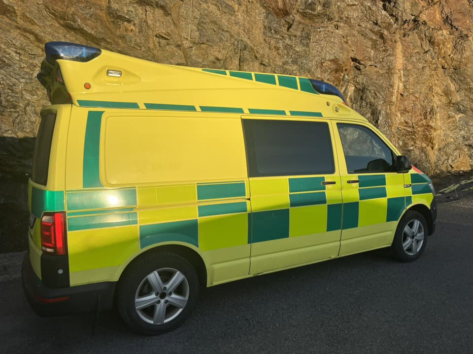 Volkswagen T6 4motions - AMBULANCE - RESERVERAD !! - Kiirabiauto: pilt 4 Volkswagen T6 4motions - AMBULANCE - RESERVERAD !! - Kiirabiauto: pilt 4