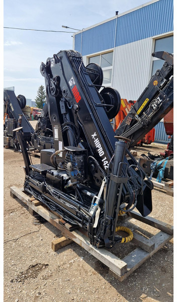 Hiab X-Hipro 142 E-3 - Kraana-manipulaator - Veoauto: pilt 1 Hiab X-Hipro 142 E-3 - Kraana-manipulaator - Veoauto: pilt 1
