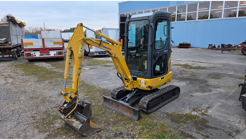 Komatsu PC14R - Miniekskavaator: pilt 1 Komatsu PC14R - Miniekskavaator: pilt 1