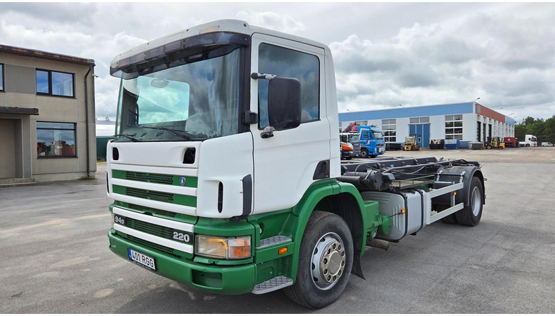 Scania P94 4X2 220 - Veoauto - kaablisüsteem: pilt 1 Scania P94 4X2 220 - Veoauto - kaablisüsteem: pilt 1