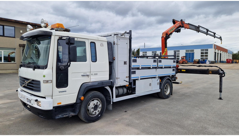 Volvo FL220 4X2 Palfinger PK7501 - Madelveok/ Platvormveok, Kraanaga veoauto: pilt 1 Volvo FL220 4X2 Palfinger PK7501 - Madelveok/ Platvormveok, Kraanaga veoauto: pilt 1