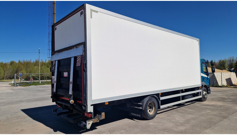 Volvo FL260 4X2 - Kasti veoauto: pilt 3 Volvo FL260 4X2 - Kasti veoauto: pilt 3