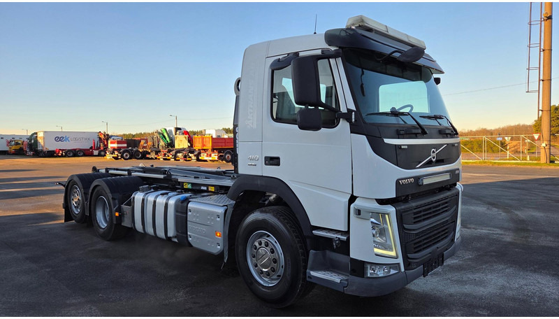 Volvo FM410 6X2*4 - Konkstõstukiga veoauto: pilt 2 Volvo FM410 6X2*4 - Konkstõstukiga veoauto: pilt 2