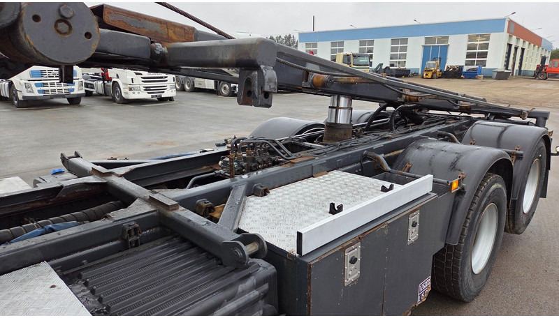 Volvo FM420 6X2 manual full steel - Veoauto - kaablisüsteem: pilt 5 Volvo FM420 6X2 manual full steel - Veoauto - kaablisüsteem: pilt 5