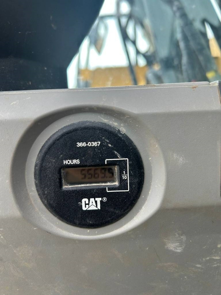 CAT 325 FL CR (Under Preparation) - Lintekskavaator: pilt 3 CAT 325 FL CR (Under Preparation) - Lintekskavaator: pilt 3