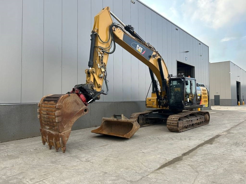 CAT 330F L (Roto|GPS|2 buckets) - Lintekskavaator: pilt 2 CAT 330F L (Roto|GPS|2 buckets) - Lintekskavaator: pilt 2