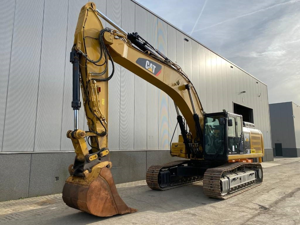 CAT 336F L XE (New Undercarriage) - Lintekskavaator: pilt 2 CAT 336F L XE (New Undercarriage) - Lintekskavaator: pilt 2