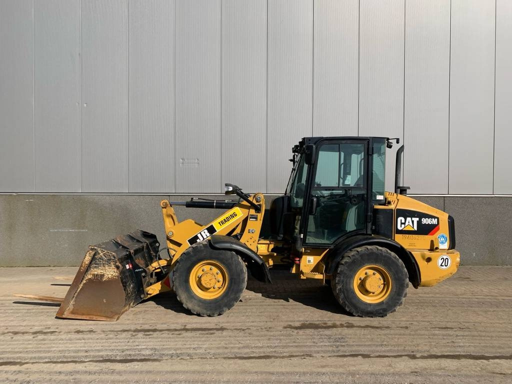 CAT 906 - Rataslaadur: pilt 1 CAT 906 - Rataslaadur: pilt 1