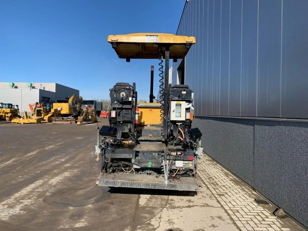 CAT AP355F - Asfaldilaotur: pilt 4 CAT AP355F - Asfaldilaotur: pilt 4