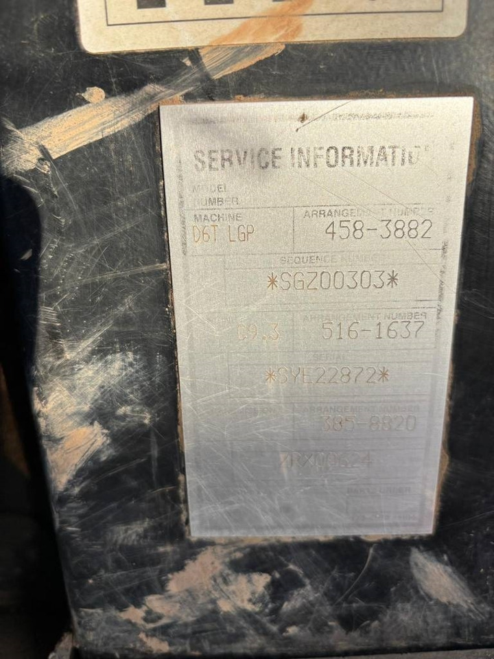 CAT D 6 T LGP (CE / New UC) - Buldooser: pilt 2 CAT D 6 T LGP (CE / New UC) - Buldooser: pilt 2