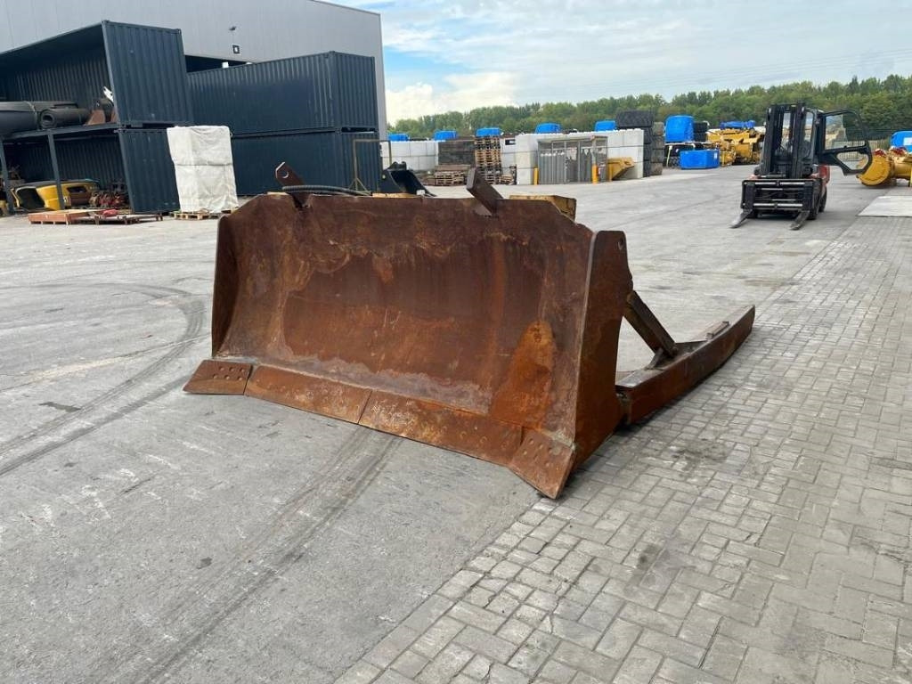 CAT D 6 XL Blade + Pusharms - Tera: pilt 2 CAT D 6 XL Blade + Pusharms - Tera: pilt 2