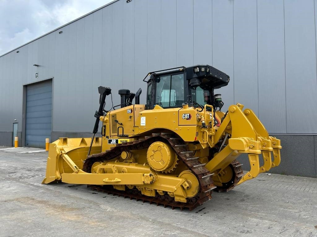 CAT D 6 XL (LOW HOURS - CE CERTIFIED) - Buldooser: pilt 3 CAT D 6 XL (LOW HOURS - CE CERTIFIED) - Buldooser: pilt 3
