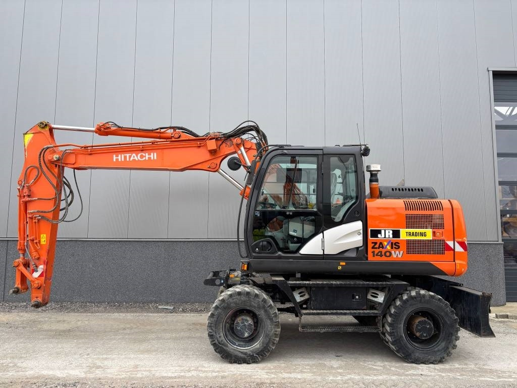 Hitachi ZX 140 W-5B - Ratastel ekskavaator: pilt 1 Hitachi ZX 140 W-5B - Ratastel ekskavaator: pilt 1