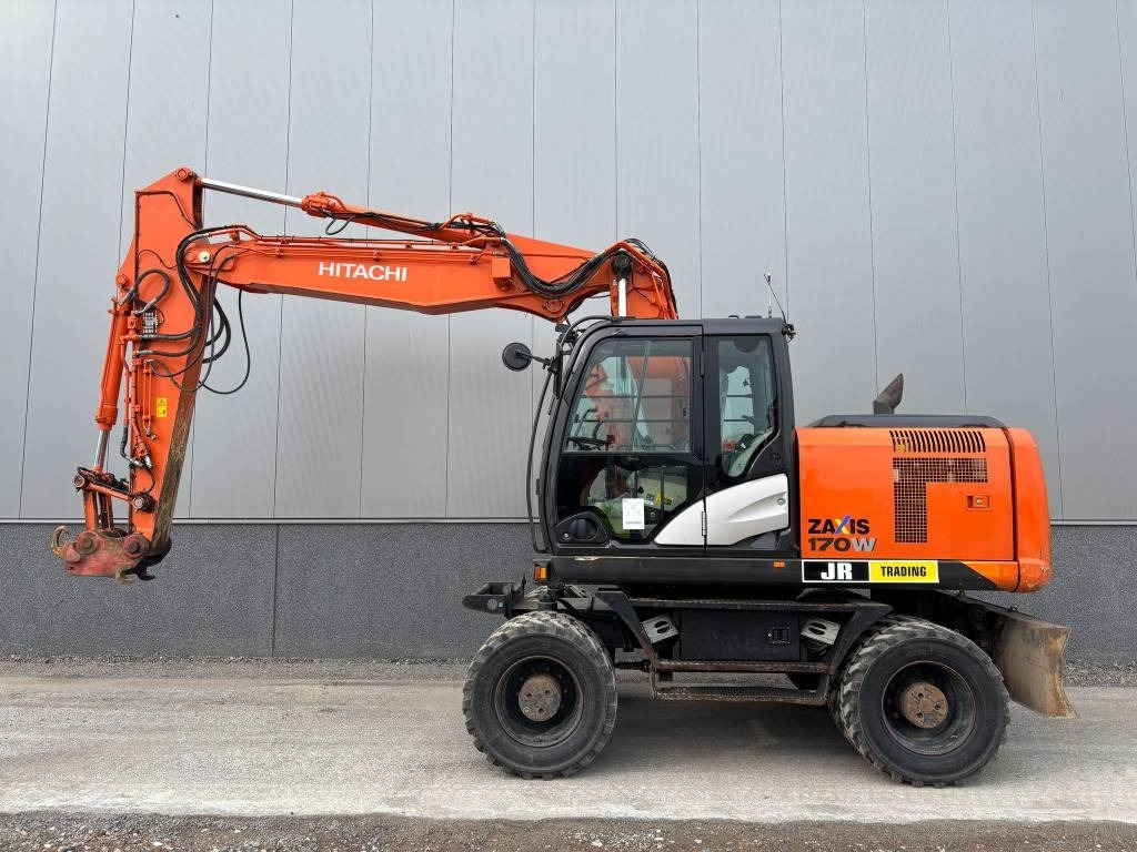 Hitachi ZX 170 W-5 B (low hours/new tires) - Ratastel ekskavaator: pilt 1 Hitachi ZX 170 W-5 B (low hours/new tires) - Ratastel ekskavaator: pilt 1